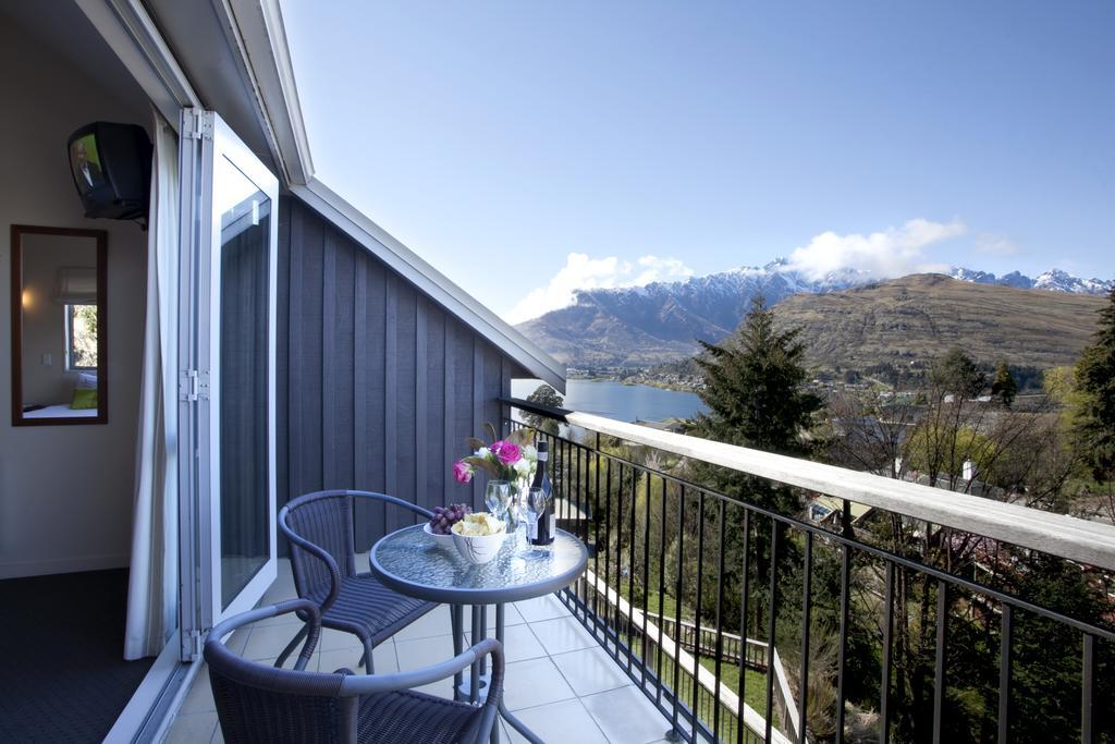 White Peaks * Queenstown